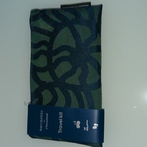 LAST CHANCE! Marimekko for Finnair rare pouch with eye mask